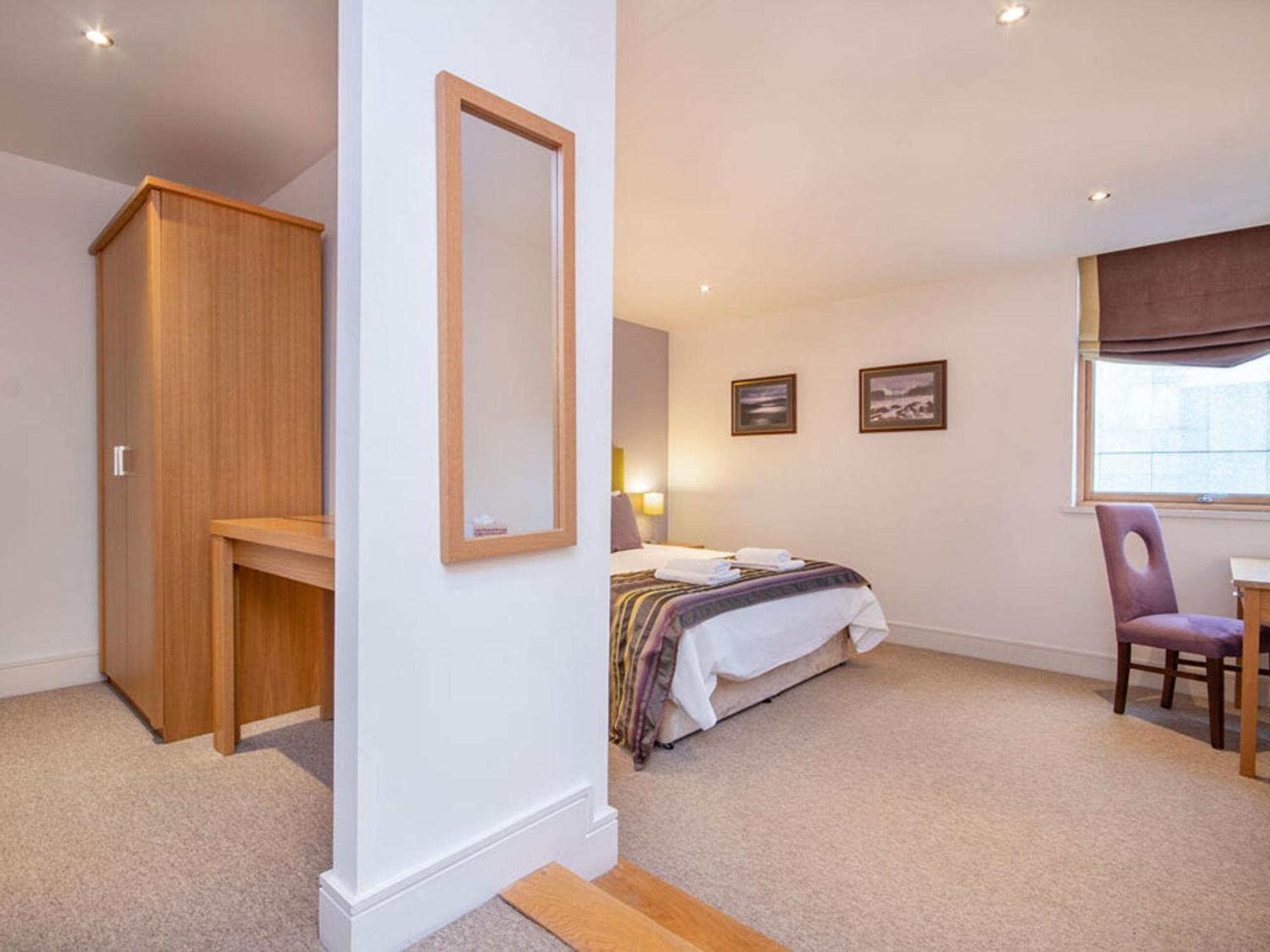 206 By The Bridge Apartment Inverness Exteriör bild
